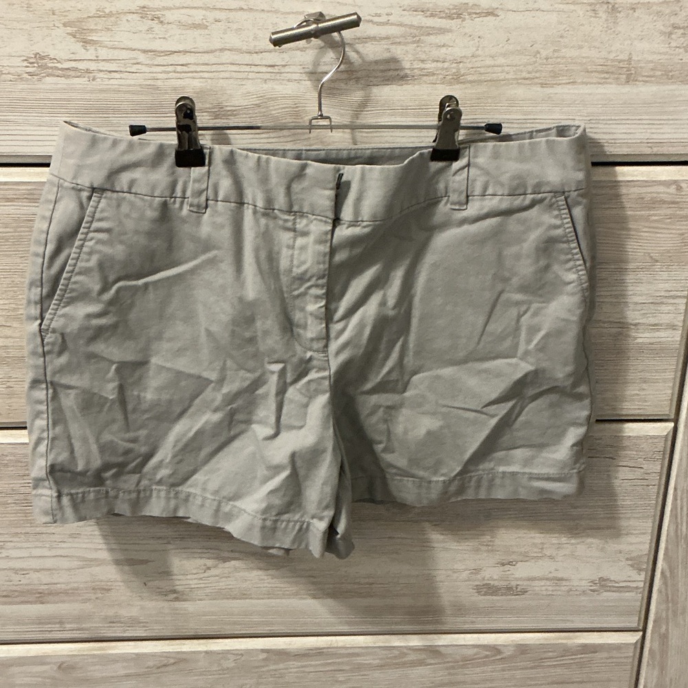 ANn Taylor Loft Women's Gray Shorts